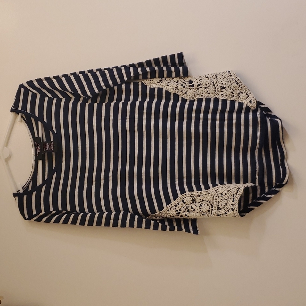 Super soft embroidered shirt